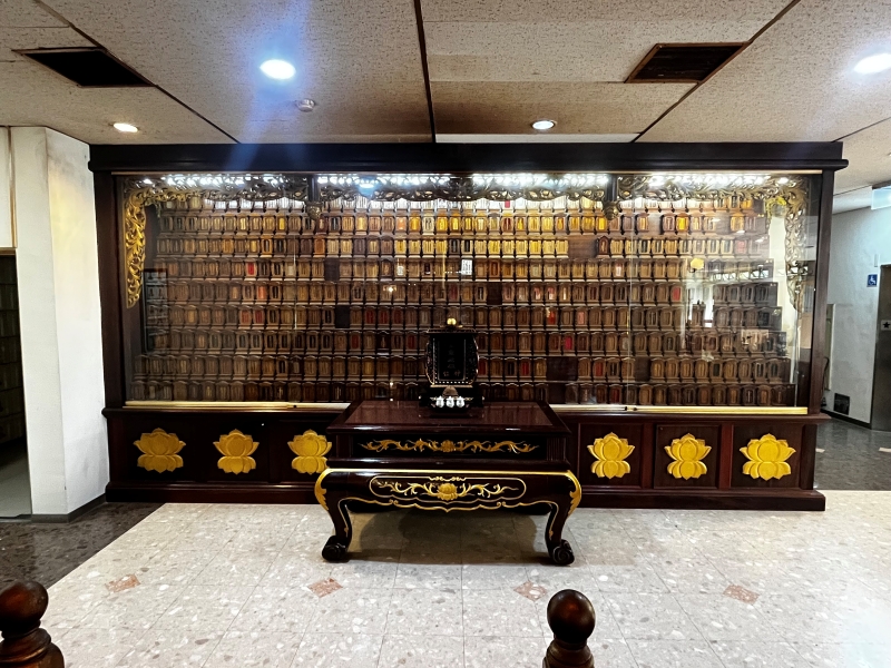 圖片：一館一樓牌位區